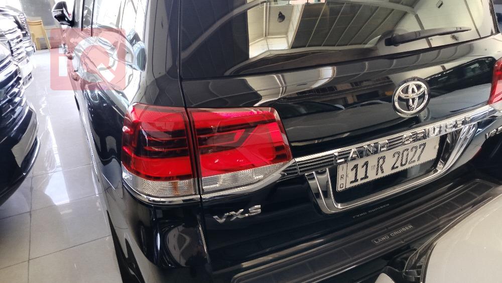 تويوتا لاندكروزر